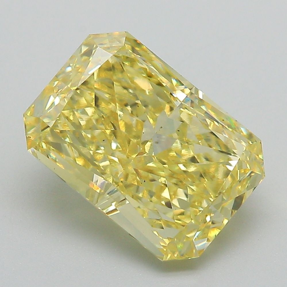 Loose Diamond - RADIANT 4.34ct Fancy Vivid Yellow VS2: Loose Diamond - RADIANT 4.34ct Fancy Vivid Yellow VS2 Source: This is a real non-mined Diamond that has been grown in a lab Shape: RADIANT Carats: 4.34 Color: Fancy Vivid Yellow Certification: IGI Vid