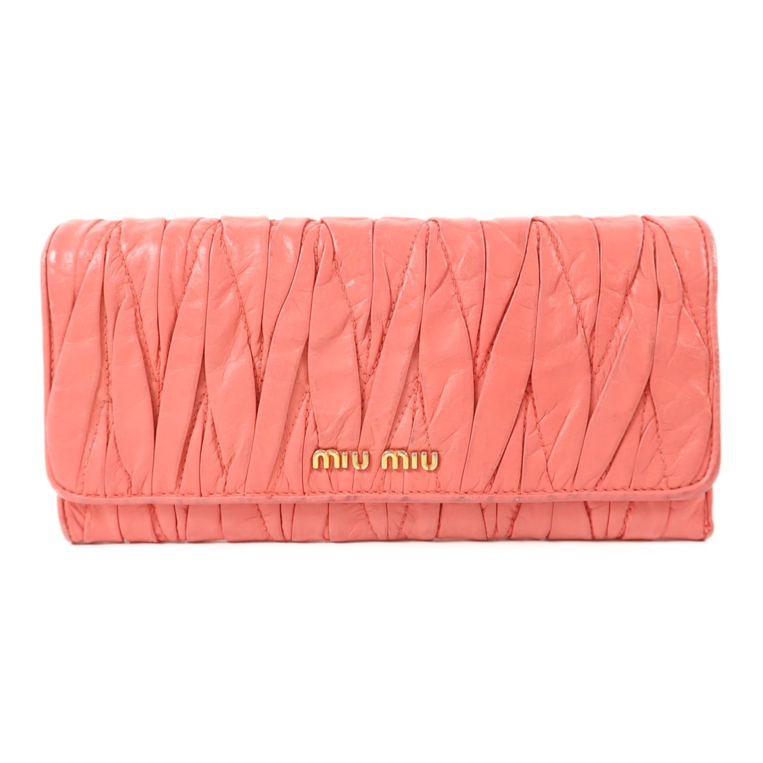 Miu Miu Pink Lambskin Bifold Wallet with Gold Hardware: Miu Miu Pink Lambskin Bifold Wallet with Gold Hardware This Miu Miu long bifold wallet for women is crafted from soft lambskin leather in a pink color. Made in Italy, it features a pink frame and is d