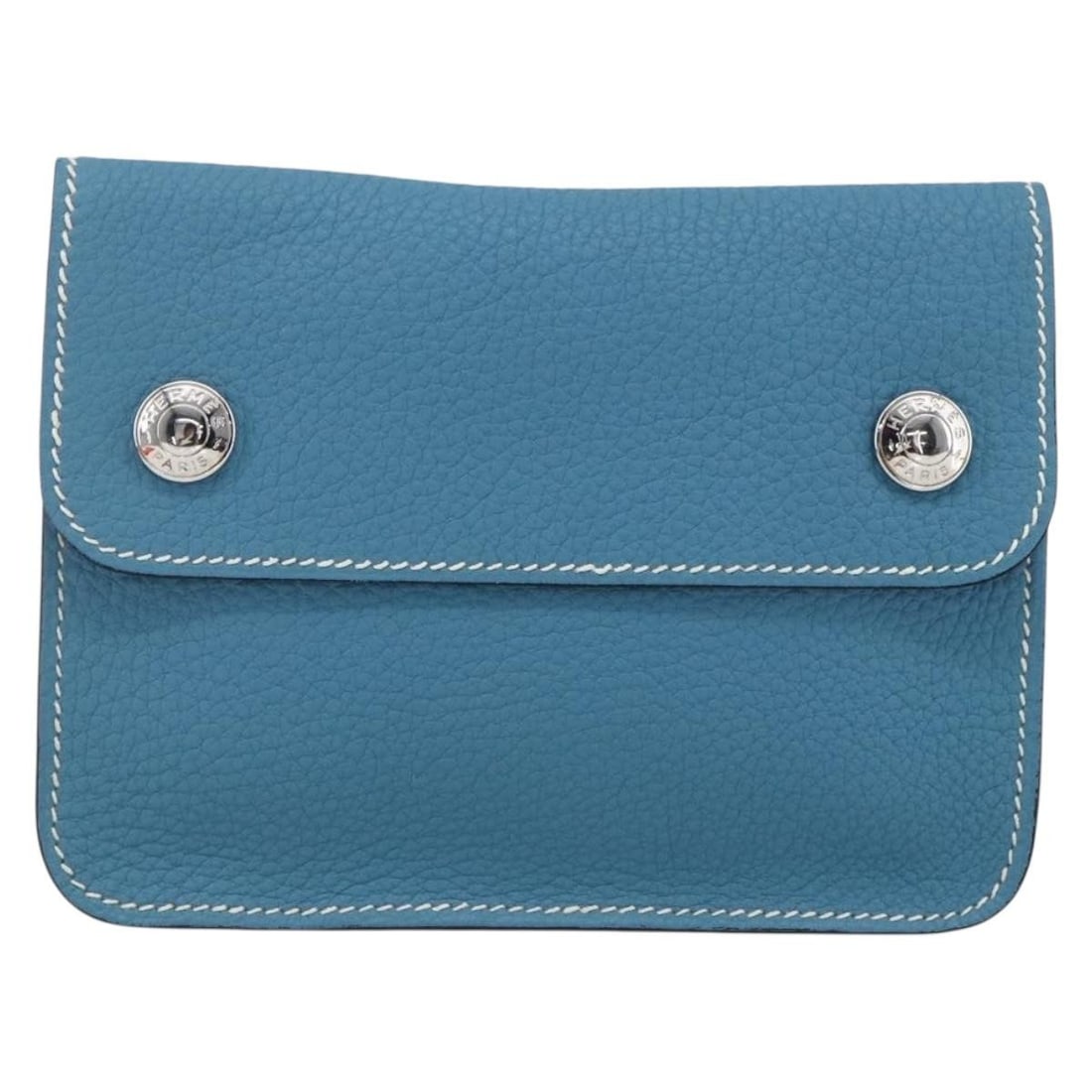 Hermes Leather Blue Waist Pouch Pochette for Women: Hermes Leather Blue Waist Pouch Pochette for Women This Hermes Pochette Green Waist Bag is crafted from leather and features a compact design ideal for everyday use. The bag is designed for women and 