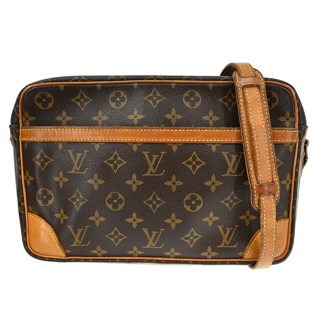 Louis Vuitton Trocadero 30 Monogram Canvas Crossbody Shoulder Bag M51272: Louis Vuitton Trocadero 30 Monogram Canvas Crossbody Shoulder Bag M51272 This is a Louis Vuitton Trocadero 30 shoulder bag in brown monogram canvas with leather crossbody strap. The bag features a can
