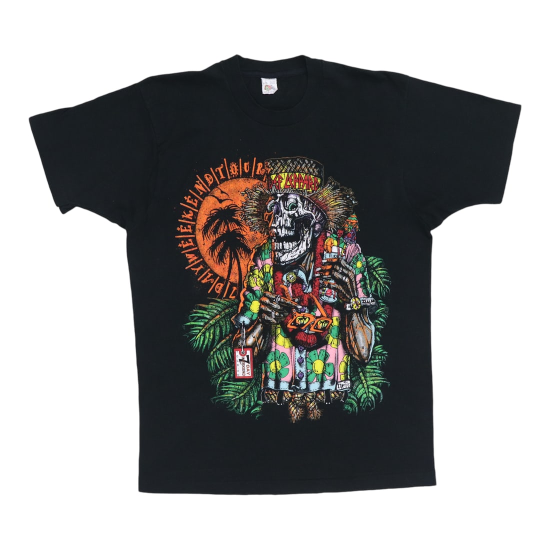 Vintage 1993 Def Leppard Tour Black Poly Cotton Graphic T Shirt XL: Vintage 1993 Def Leppard Tour Black Poly Cotton Graphic T Shirt XL This is an original vintage 1993 Def Leppard Summer Tour shirt, featuring front and back graphics. It is a true vintage piece from th