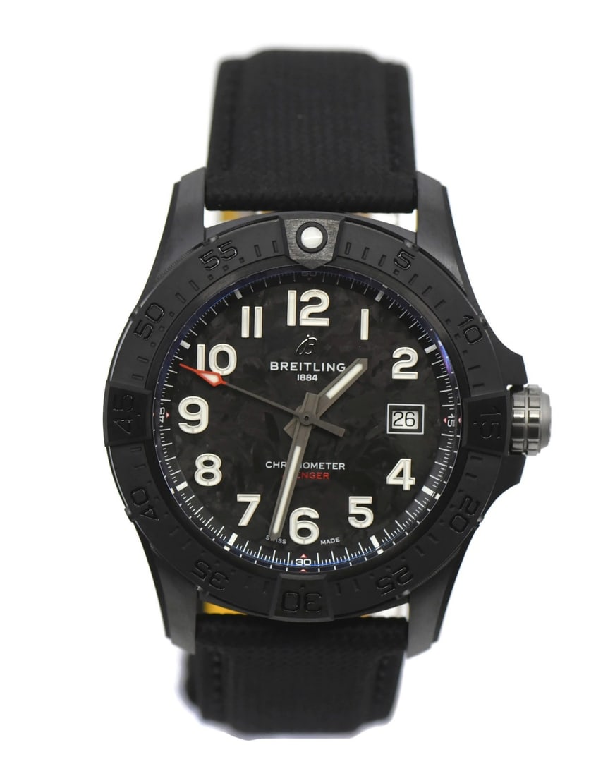 Breitling Avenger Night Mission S17328 42mm Ceramic Automatic Watch With Box: Breitling Avenger Night Mission S17328 42mm Ceramic Automatic Watch With Box The Breitling Avenger Night Mission is a pre-owned wristwatch featuring a 42 mm ceramic case and an automatic mechanical mo