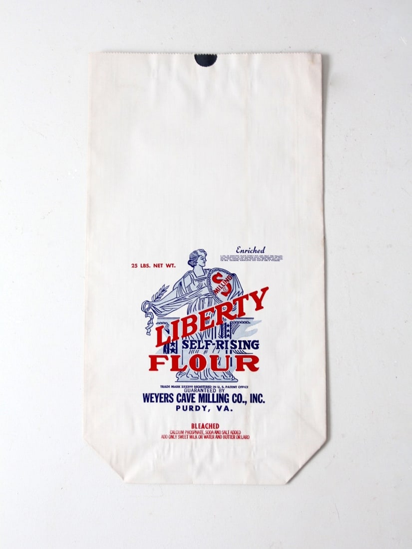 Vintage 1960 Liberty Flour 25 lb Paper Bag with Red Blue Graphics (1 of 7)
