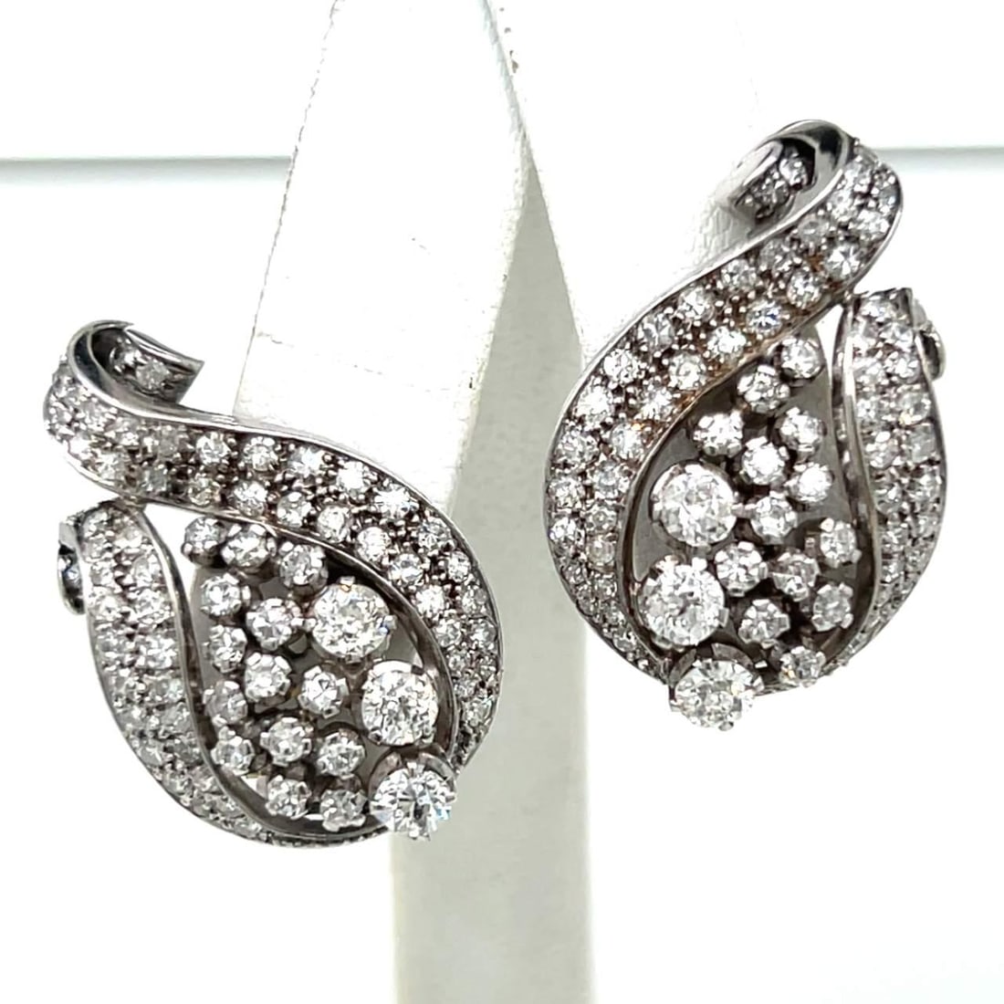Art Deco Platinum 5.00 Ct Diamond Earrings 140 Diamonds G-H VS1-SI1 (1 of 2)