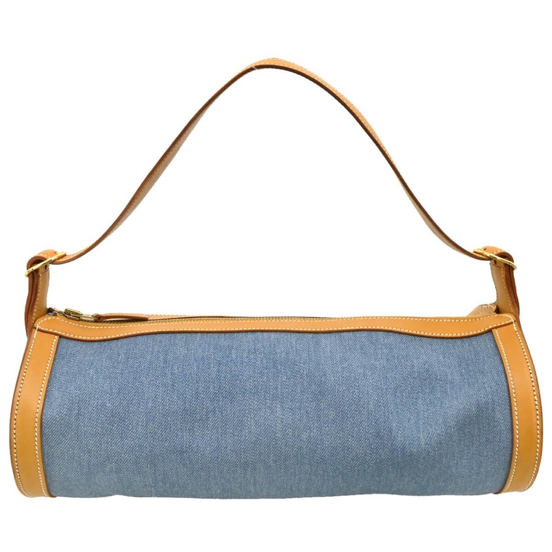 Hermes Light Blue Toile Jean Doremi GM Shoulder Bag with Gold Hardware: Hermes Light Blue Toile Jean Doremi GM Shoulder Bag with Gold Hardware Introducing the Hermes Light Blue Toile Jean Doremi GM Shoulder Bag, a stylish addition to your casual wardrobe. This medium-size