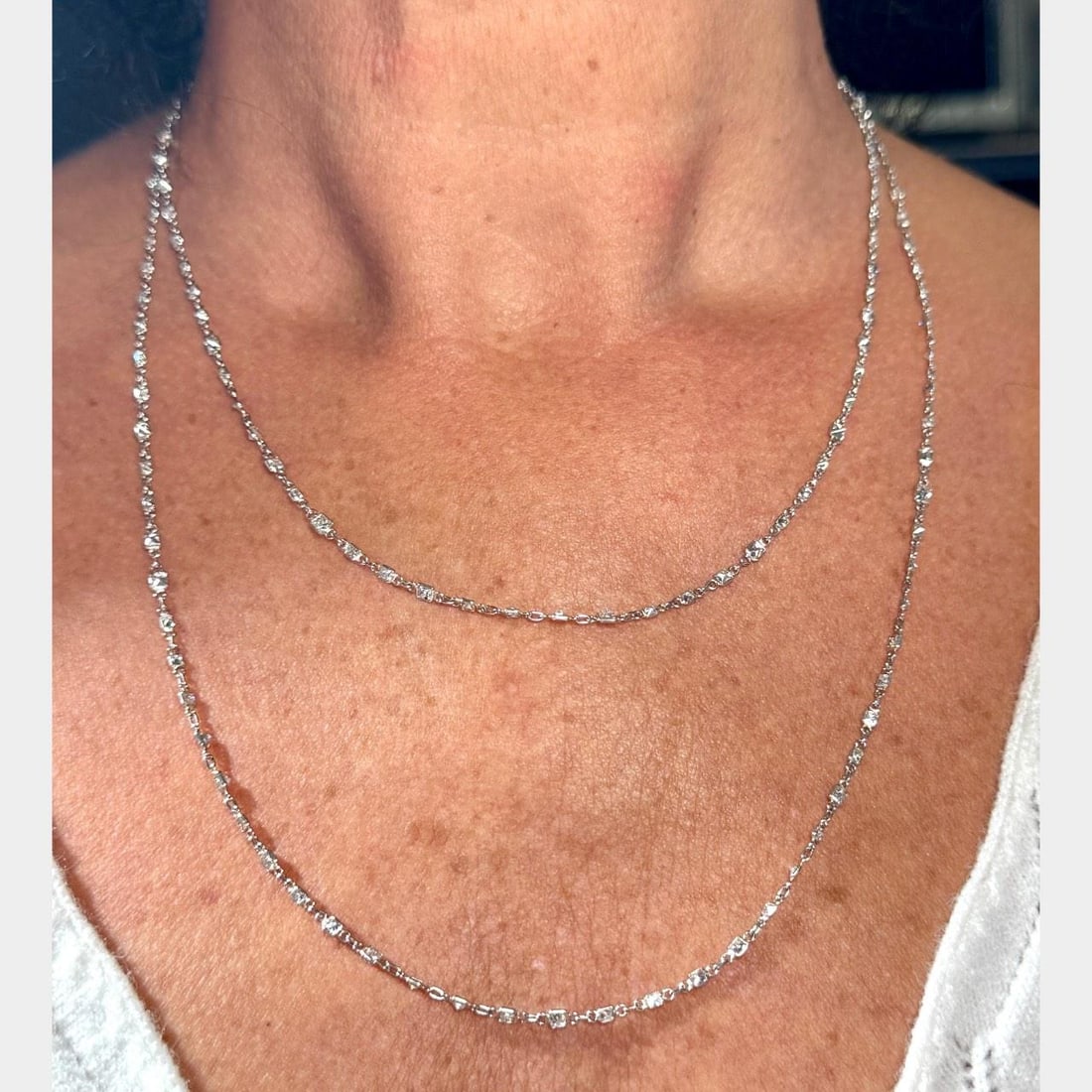 Platinum 10.60 Ct Diamond by the Yard Necklace 40 Inches: Platinum 10.60 Ct Diamond by the Yard Necklace 40 Inches This exquisite Platinum Diamond by the Yard Necklace features a stunning array of 154 Princess-cut diamonds, totaling approximately 10.60 carat