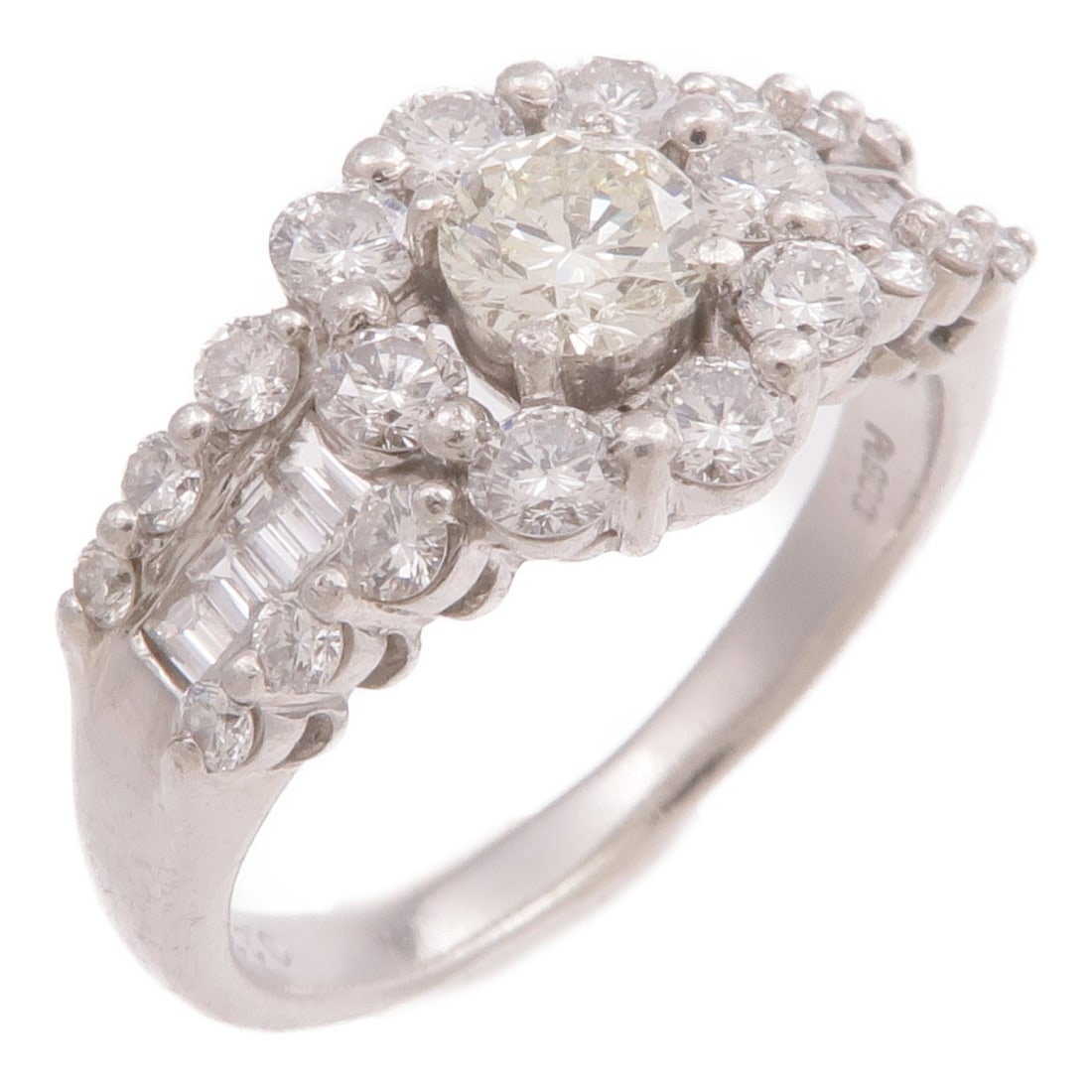 Pt900 Platinum Diamond Ring Size 7 from JEWELRY: Pt900 Platinum Diamond Ring Size 7 from JEWELRY This diamond ring features a clear diamond set in Pt900 platinum. Designed in a regular size 7, it showcases reasonable wear and tear consistent with a 