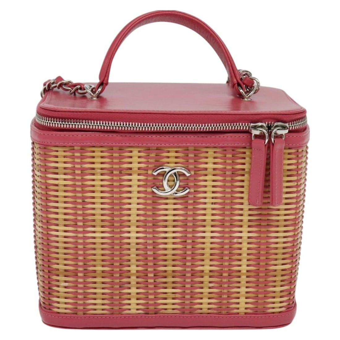 Chanel Take Away Pink Wicker and Calfskin Vanity Case Bag: Chanel Take Away Pink Wicker and Calfskin Vanity Case Bag This Chanel Take Away Vanity Case in pink features a combination of rattan wicker and calfskin leather, designed specifically for women. The c