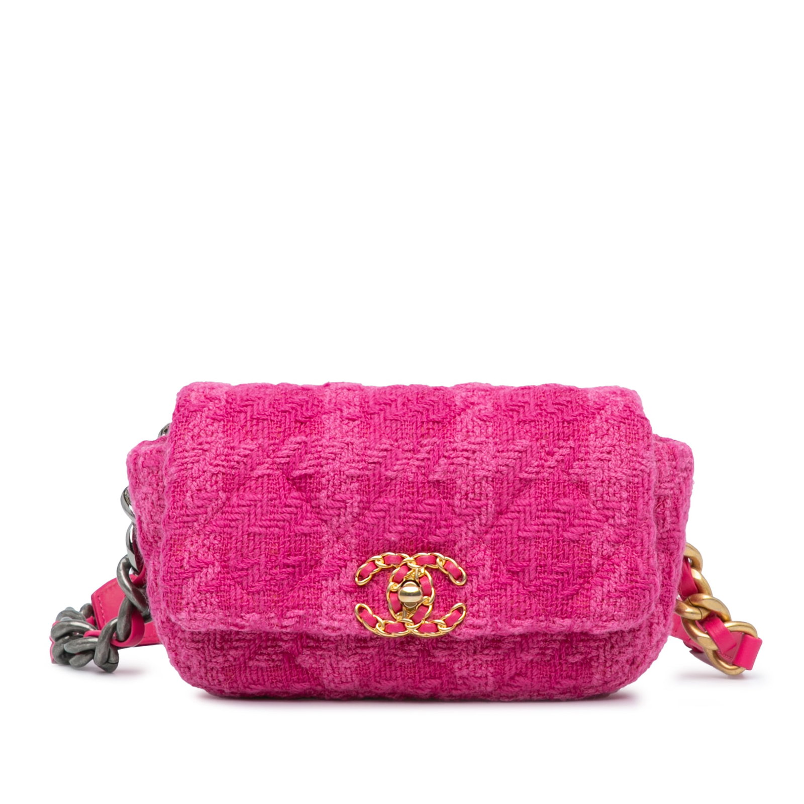 Chanel Pink Tweed 19 Belt Bag with Interlocking Cs: Chanel Pink Tweed 19 Belt Bag with Interlocking Cs Introducing the Chanel Tweed 19 Belt Bag, a stylish and versatile accessory crafted in Italy. This exquisite bag showcases a luxurious tweed body and