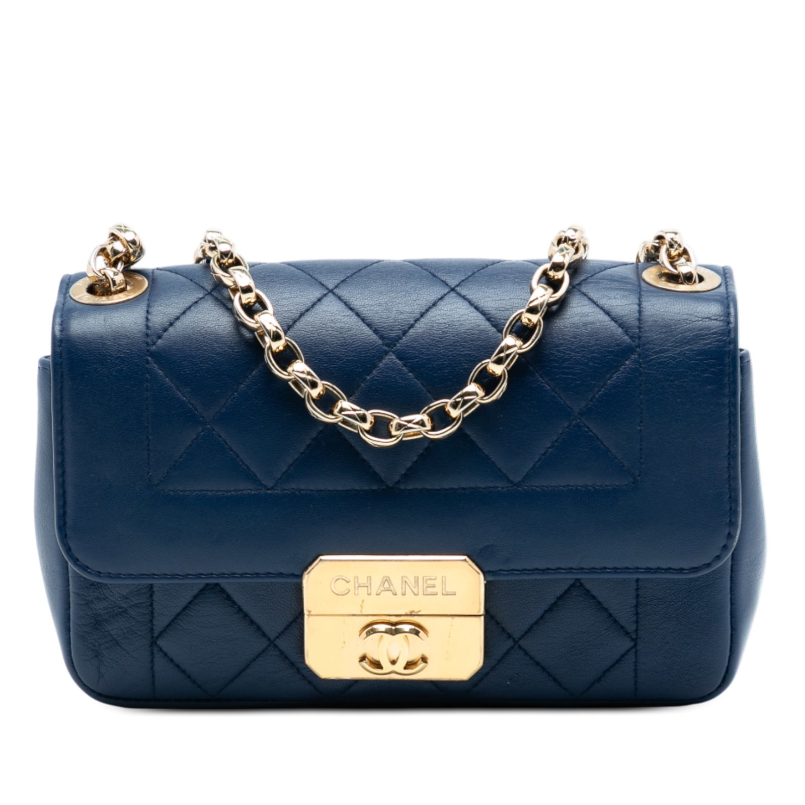 Chanel Chic With Me Mini Blue Quilted Lambskin Flap Bag: Chanel Chic With Me Mini Blue Quilted Lambskin Flap Bag This Chanel Mini Quilted Lambskin Chic With Me Flap bag features a blue quilted leather body, a chain link strap with a leather guard, a front f