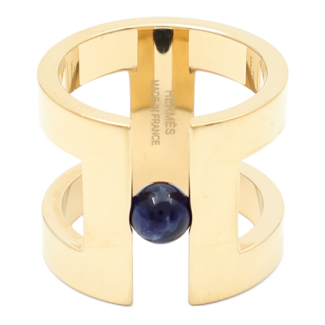 Gold Tone Scarf Ring by Hermes for Women: Gold Tone Scarf Ring by Hermes for Women This Hermes scarf ring is crafted from gold-tone metal and designed for women. It features a classic style suitable for accessorizing scarves. The scarf ring w
