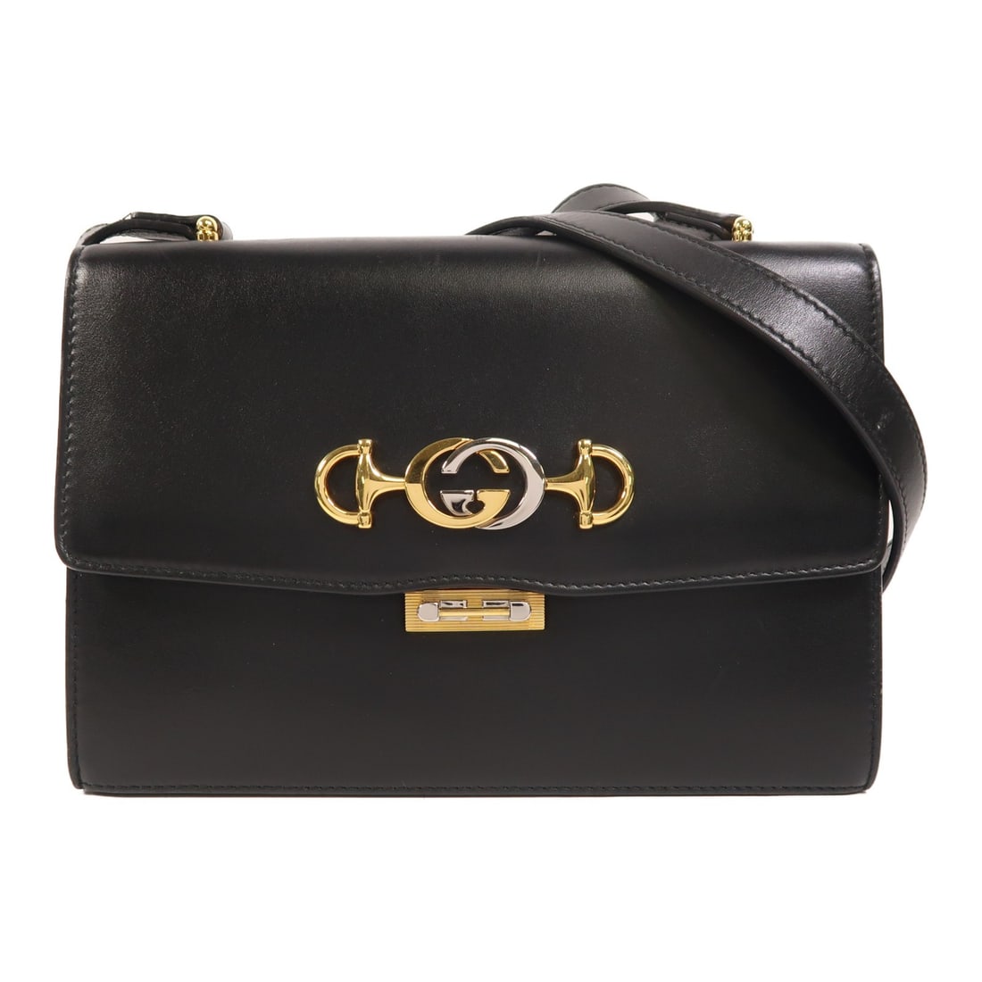 Black Calfskin Shoulder Bag Gucci GG Model 576388: Black Calfskin Shoulder Bag Gucci GG Model 576388 This GUCCI GG shoulder bag features high-quality black calfskin leather and offers a sleek, classic design. Made in Italy, the bag is designed for reg