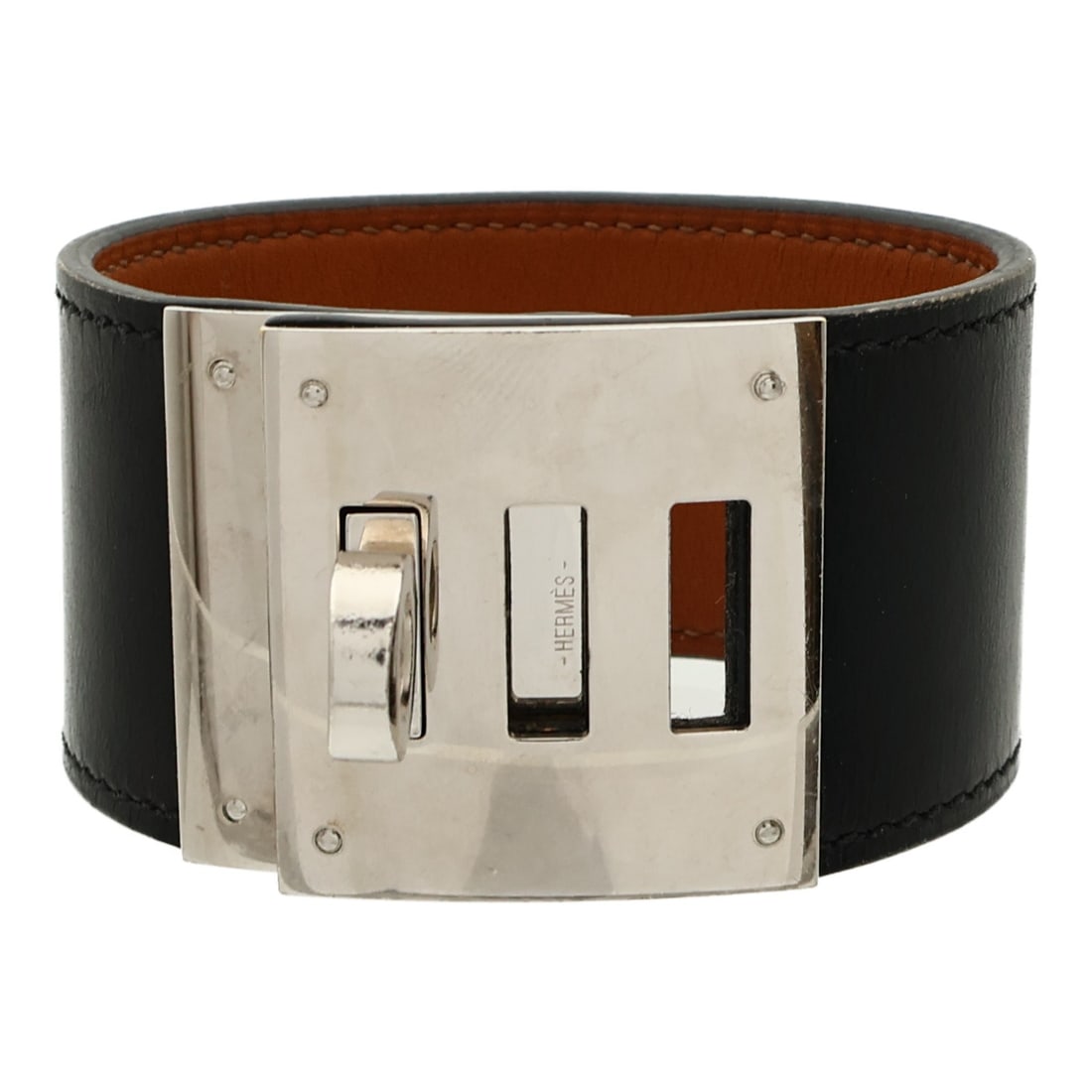 Hermes Kelly Dog Black Calfskin Leather Bracelet with Metal Accent: Hermes Kelly Dog Black Calfskin Leather Bracelet with Metal Accent This Hermes Kelly Dog bracelet features black calfskin leather and metal hardware, offering a classic and sophisticated accessory. Cr