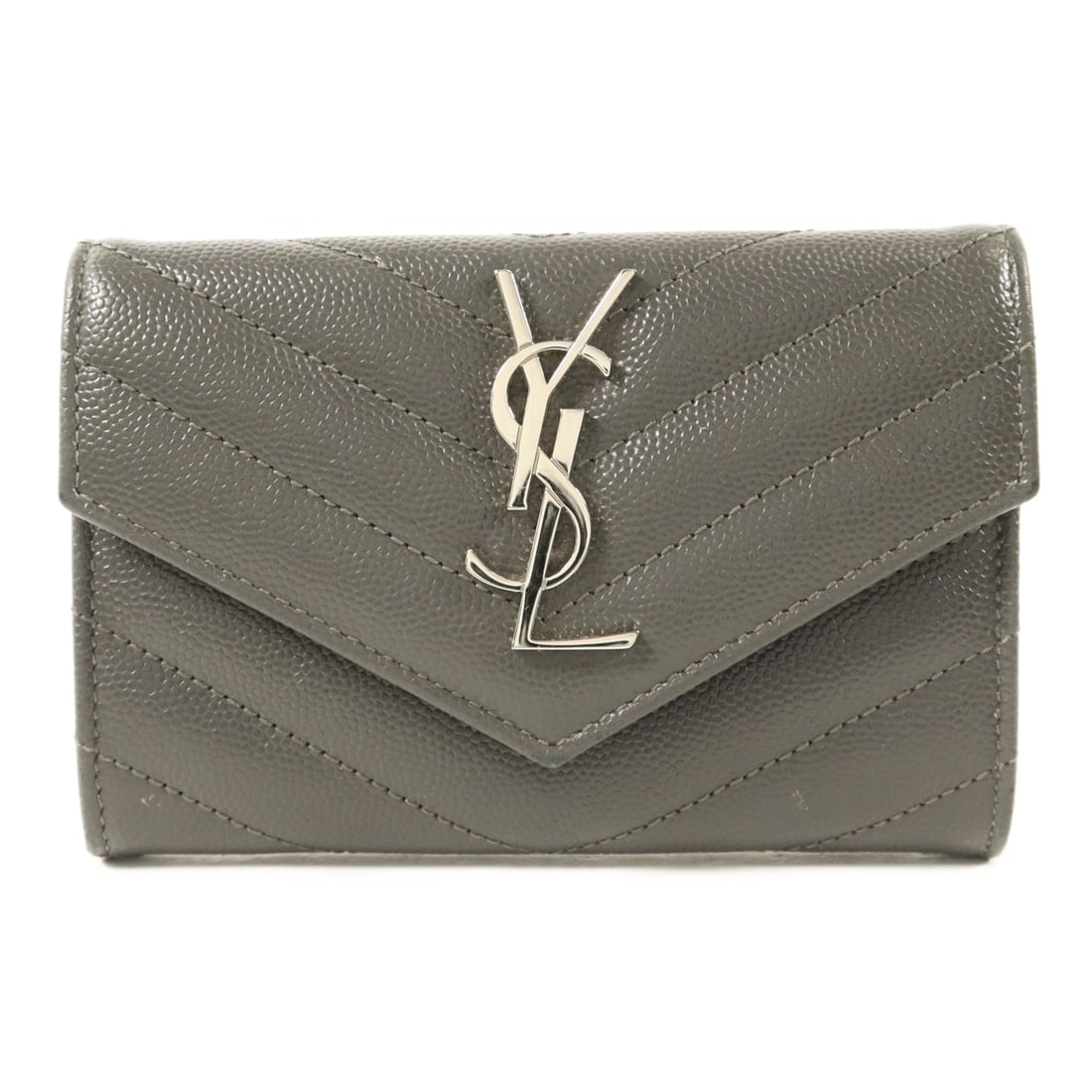 Saint Laurent Cassandre Gray Calfskin Matelasse Bifold Wallet with Silver Hardware: Saint Laurent Cassandre Gray Calfskin Matelasse Bifold Wallet with Silver Hardware This Saint Laurent Cassandre Matelasse bi-fold wallet is crafted from gray calfskin leather and features a sleek, sop