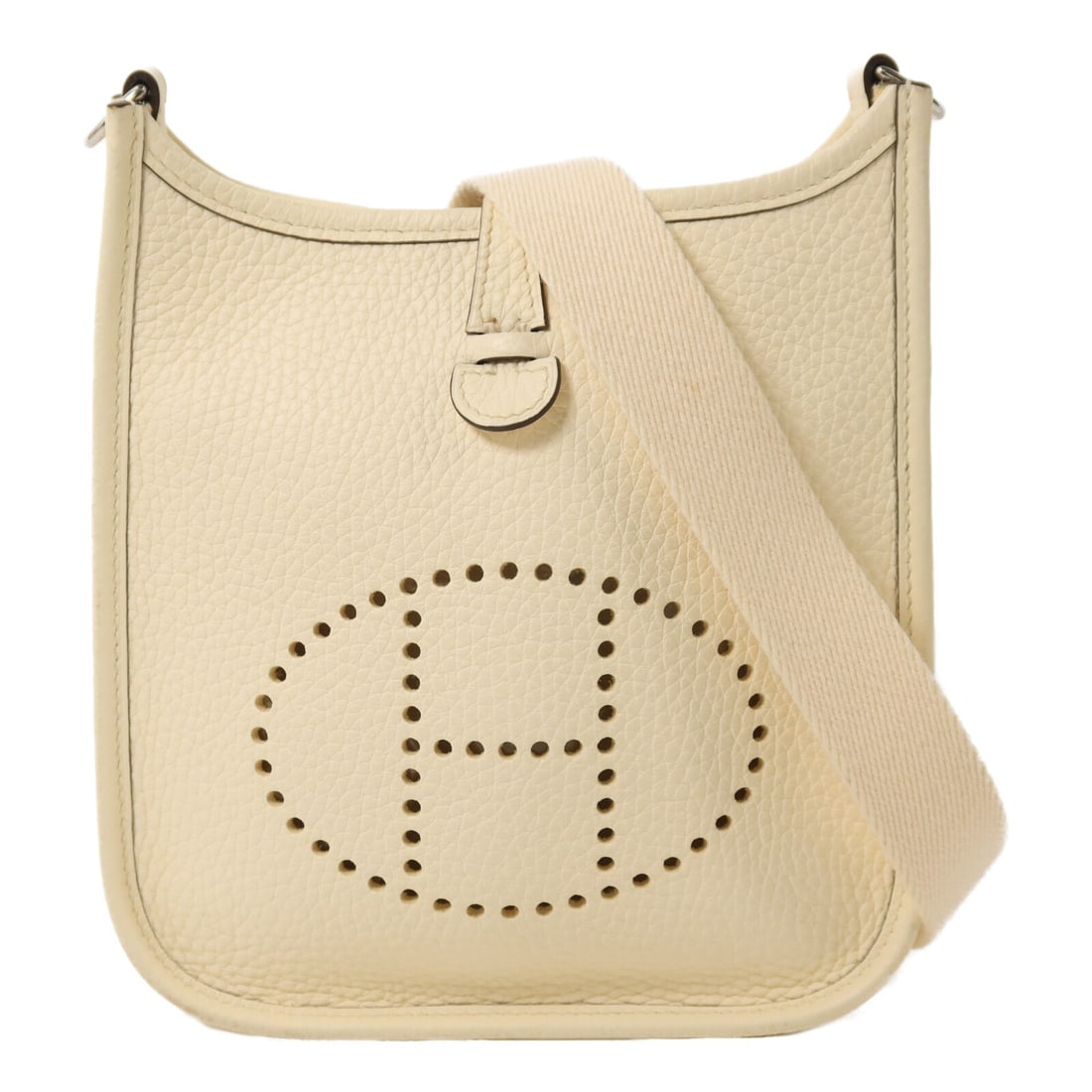 Hermes Evelyne TPM White Clemence Leather Shoulder Bag with Palladium Hardware: Hermes Evelyne TPM White Clemence Leather Shoulder Bag with Palladium Hardware This Hermes Evelyne TPM shoulder bag is crafted from Taurillon Clemence leather in a white color. Designed for women, it 