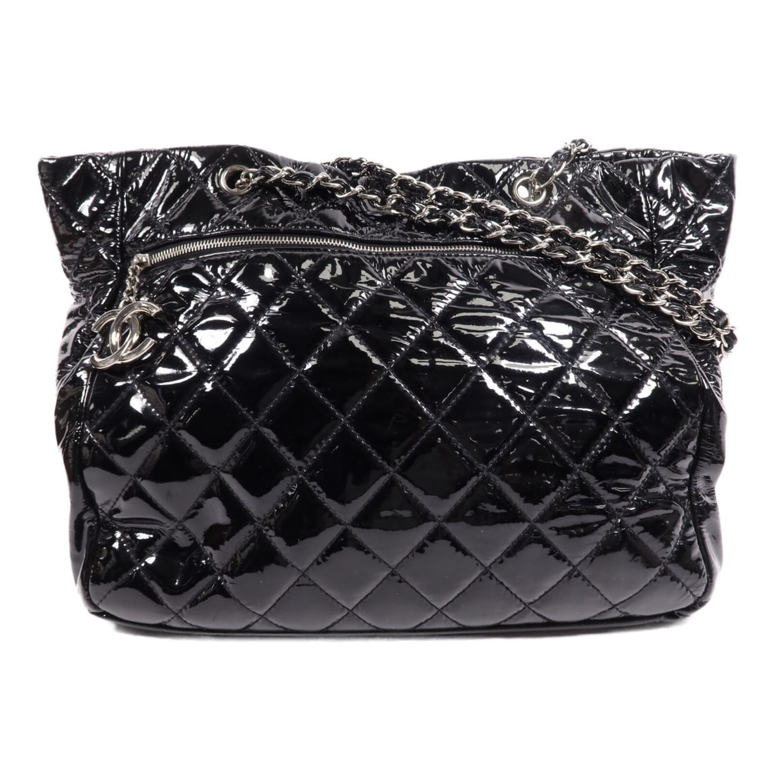 CHANEL Black Patent Leather Shoulder Bag with SHW: CHANEL Black Patent Leather Shoulder Bag with SHW This stunning CHANEL shoulder bag is crafted from luxurious patent leather in a sleek black finish. It features a spacious interior and is designed fo