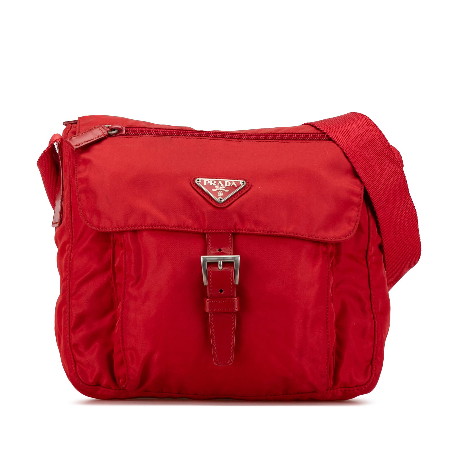 Prada Tessuto Zip Buckle Crossbody Bag Red Nylon Italy: Prada Tessuto Zip Buckle Crossbody Bag Red Nylon Italy The Prada Tessuto Zip Buckle Messenger Bag is a stylish and functional crossbody crafted from durable nylon. It features an adjustable shoulder s