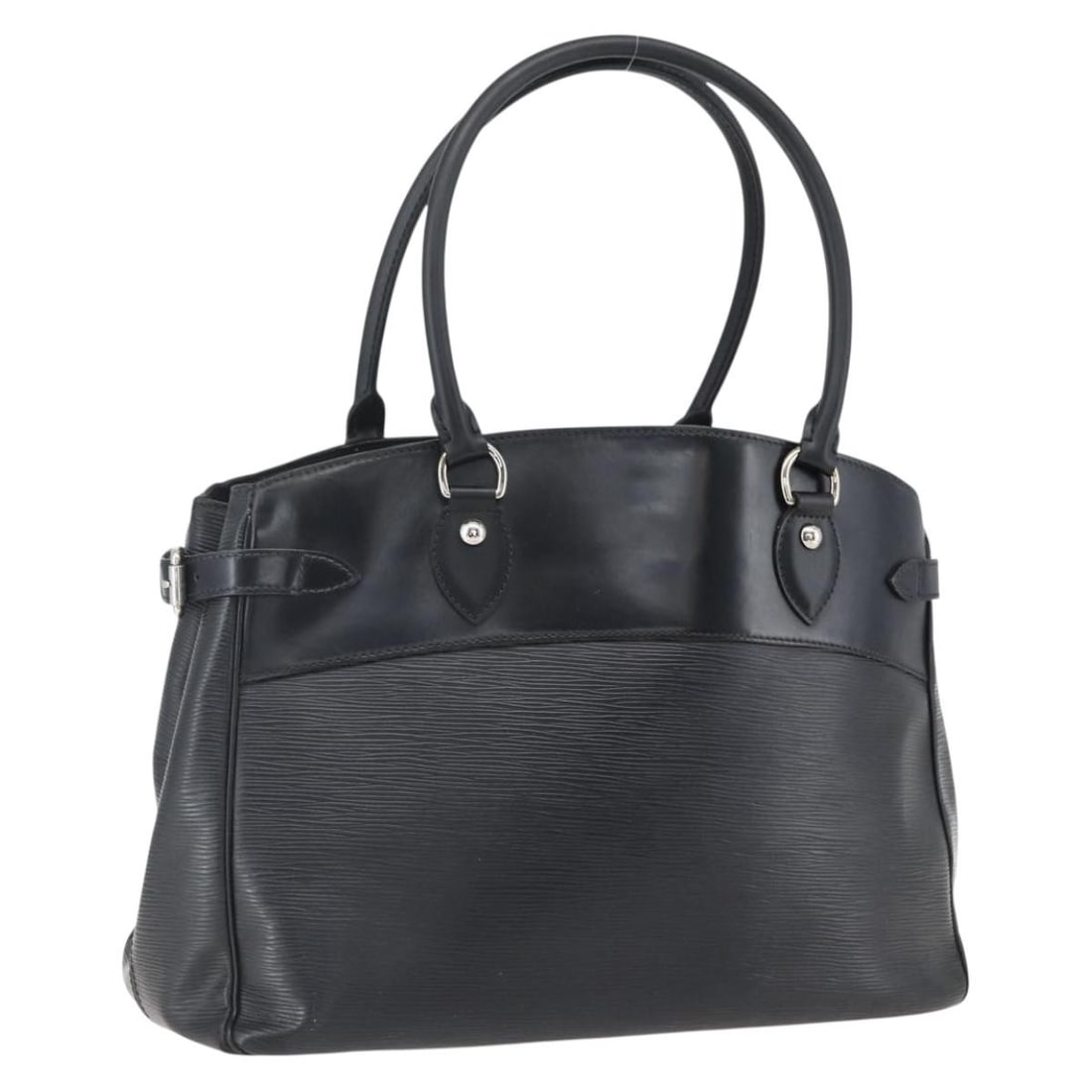 Louis Vuitton Passy GM Epi Leather Black Tote Bag M59252 France: Louis Vuitton Passy GM Epi Leather Black Tote Bag M59252 France This is a Louis Vuitton Passy GM handbag crafted from black Epi leather. The bag features a spacious interior and a structured silhouett