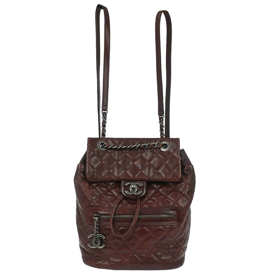 Chanel Paris-Salzburg Mountain Backpack Bordeaux Leather Large Women's Bag: Chanel Paris-Salzburg Mountain Backpack Bordeaux Leather Large Women's Bag This Chanel Paris-Salzburg Mountain backpack features Bordeaux calfskin leather with logo accents and inner pockets, making i