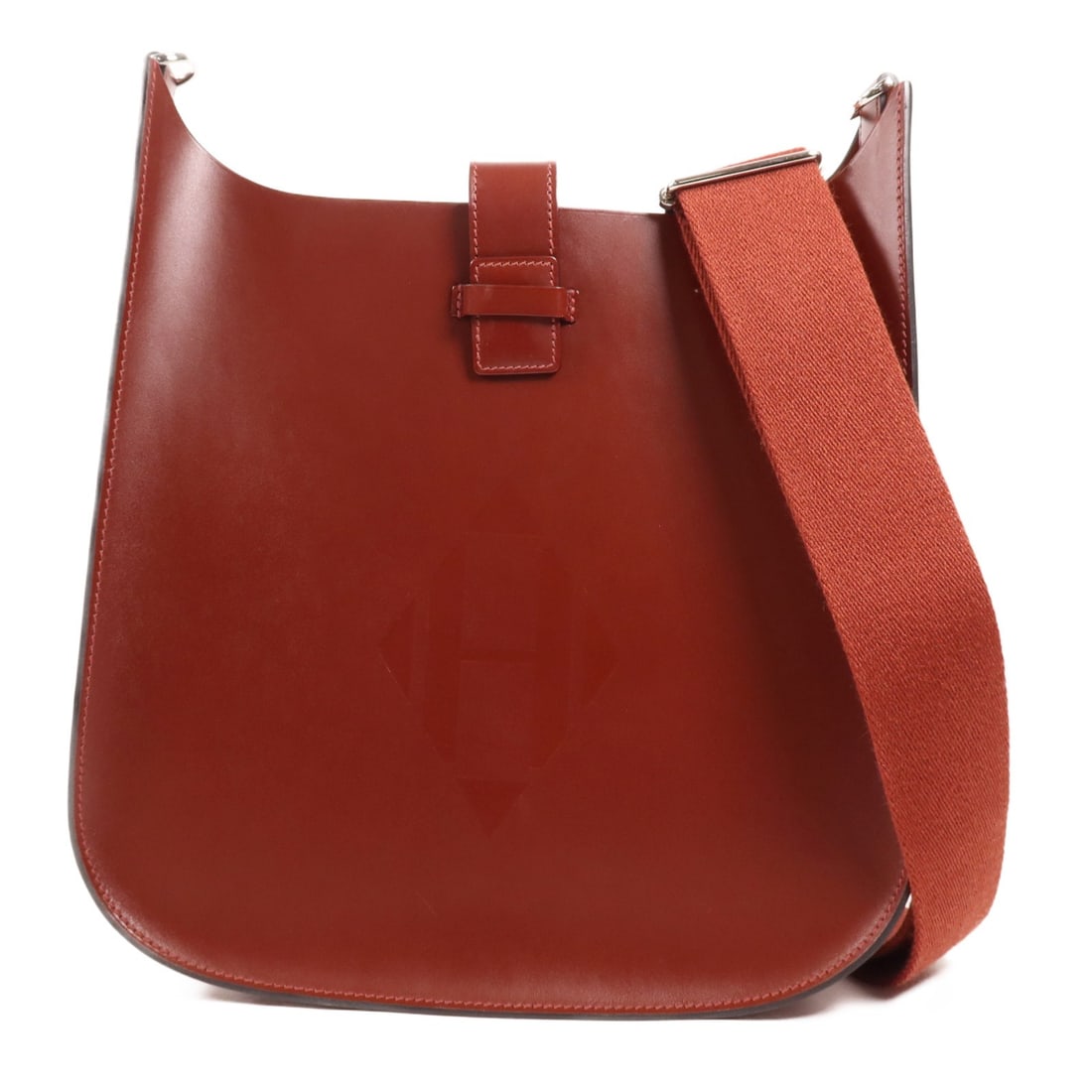 HERMES Evelyne Sellier 29 Shoulder Bag Red Calfskin PHW: HERMES Evelyne Sellier 29 Shoulder Bag Red Calfskin PHW Elevate your style with this exquisite HERMES Evelyne Sellier 29 Shoulder Bag. Crafted from premium Vache Hunter leather, this striking red shou