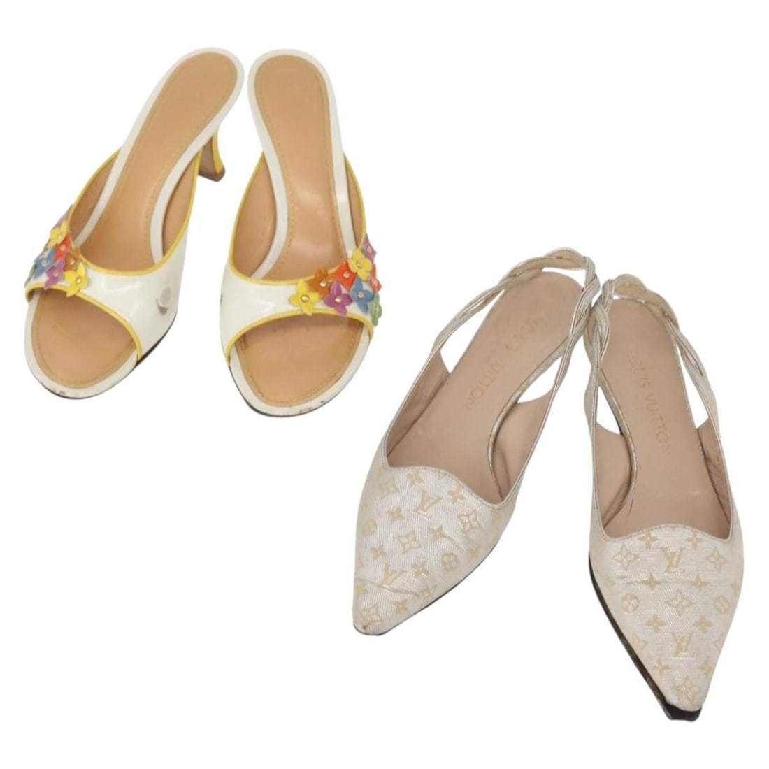 LOUIS VUITTON Leather Canvas Shoes Set of 2 Silver White Auth: LOUIS VUITTON Leather Canvas Shoes Set of 2 Silver White Auth This exquisite set of Louis Vuitton shoes showcases a sophisticated blend of leather and canvas, designed in elegant silver and white. Mad