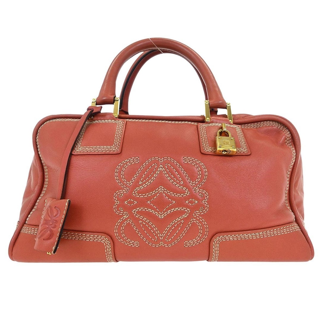 Loewe Amazona 28 Pink Lambskin Leather Handbag: Loewe Amazona 28 Pink Lambskin Leather Handbag Introducing the Loewe Pink Lambskin Amazona 28 Handbag, a stunning accessory that effortlessly combines elegance and functionality. This medium-sized top