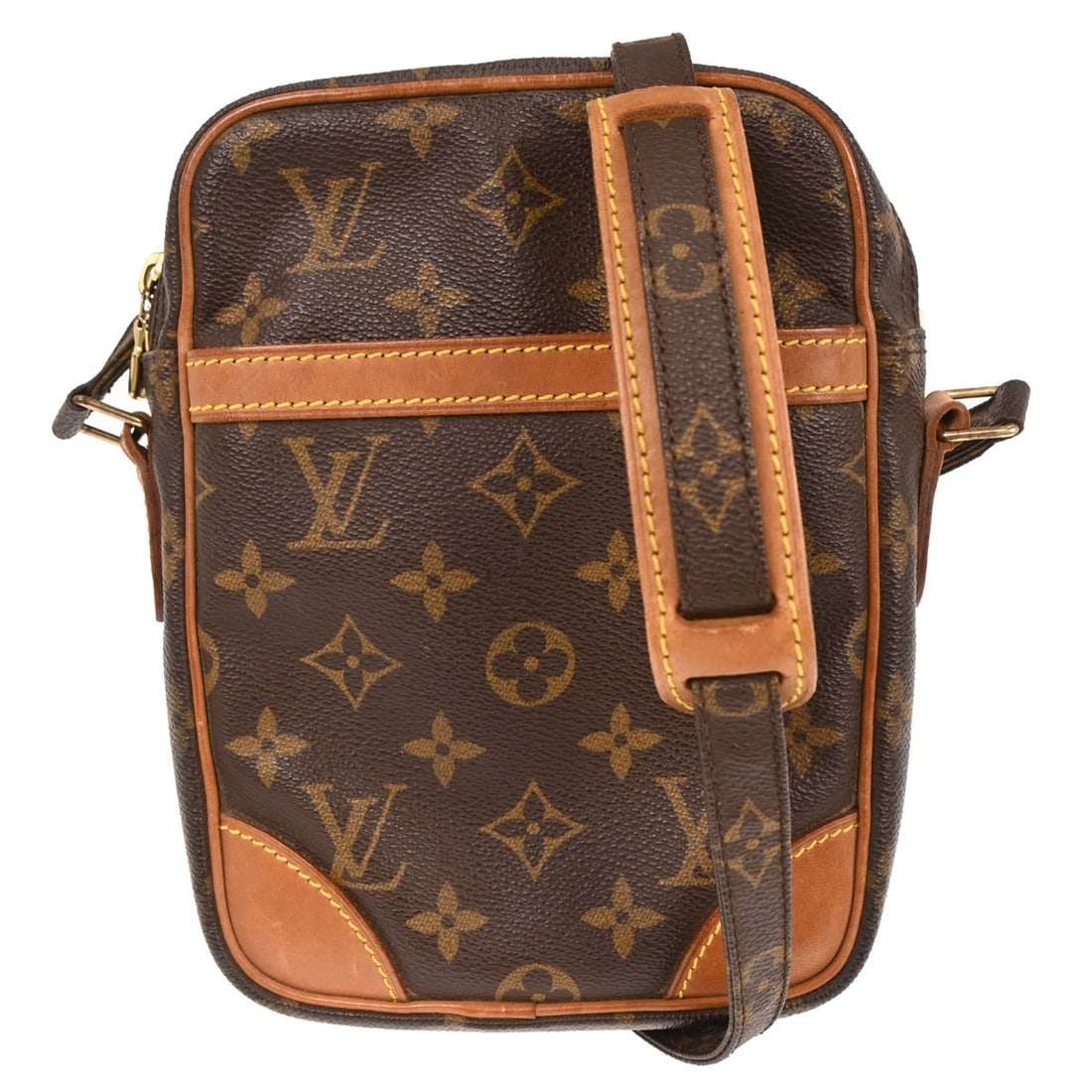 Louis Vuitton Danube Monogram Canvas Crossbody Shoulder Bag M45266: Louis Vuitton Danube Monogram Canvas Crossbody Shoulder Bag M45266 This Louis Vuitton Danube crossbody shoulder bag features the iconic monogram canvas leather exterior and a medium-sized silhouette. 