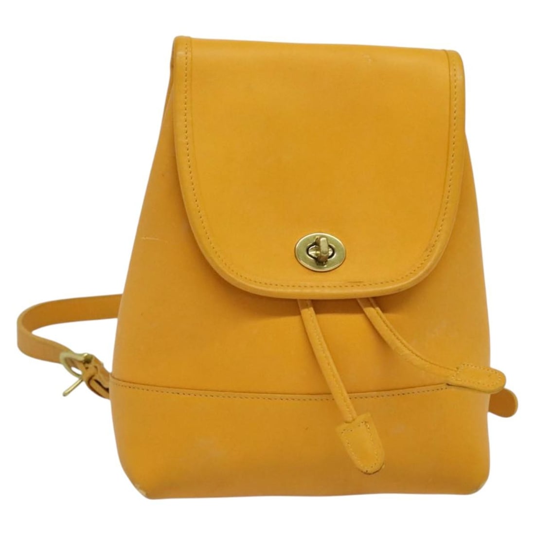 Coach Yellow Leather Backpack AM8967 Authentic: Coach Yellow Leather Backpack AM8967 Authentic This authentic Coach backpack is crafted from high-quality leather in a vibrant yellow color, making it a stylish accessory for any outfit. With approxim