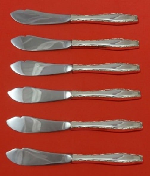Lunt Rapallo Sterling Silver 6pc Trout Knife Set Custom Hollow Handle: Lunt Rapallo Sterling Silver 6pc Trout Knife Set Custom Hollow Handle Enhance your dining experience with this exquisite 6-piece trout knife set from the Rapallo pattern by Lunt. Crafted from high-qua