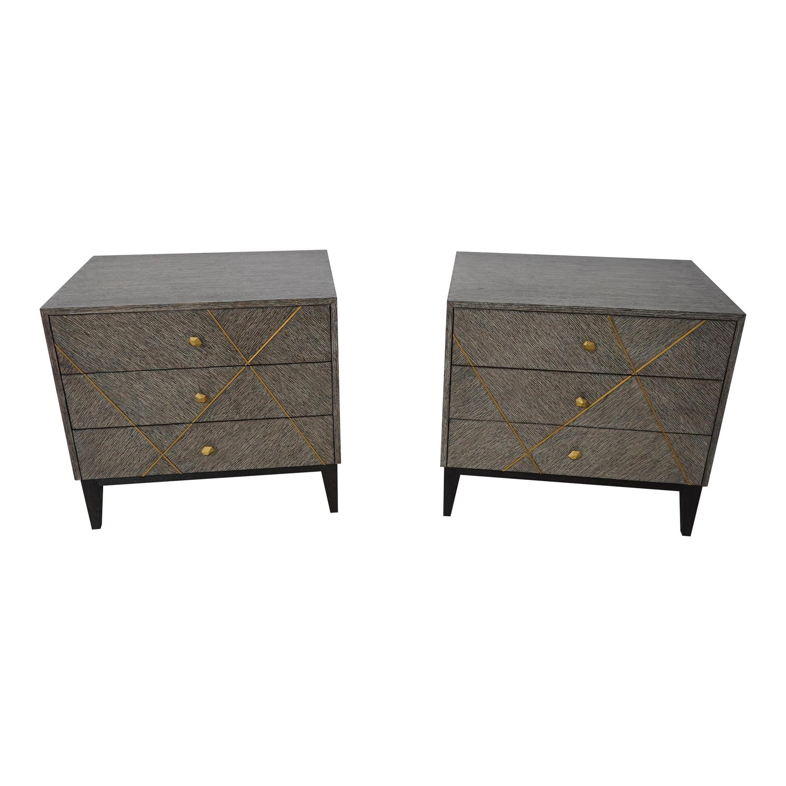 Jonathan Charles Model 500335 Modern Nightstands with Soft Close Drawers: Jonathan Charles Model 500335 Modern Nightstands with Soft Close Drawers This elegant pair of Jonathan Charles Modern Design Nightstands features a contemporary aesthetic with high-quality oak constru