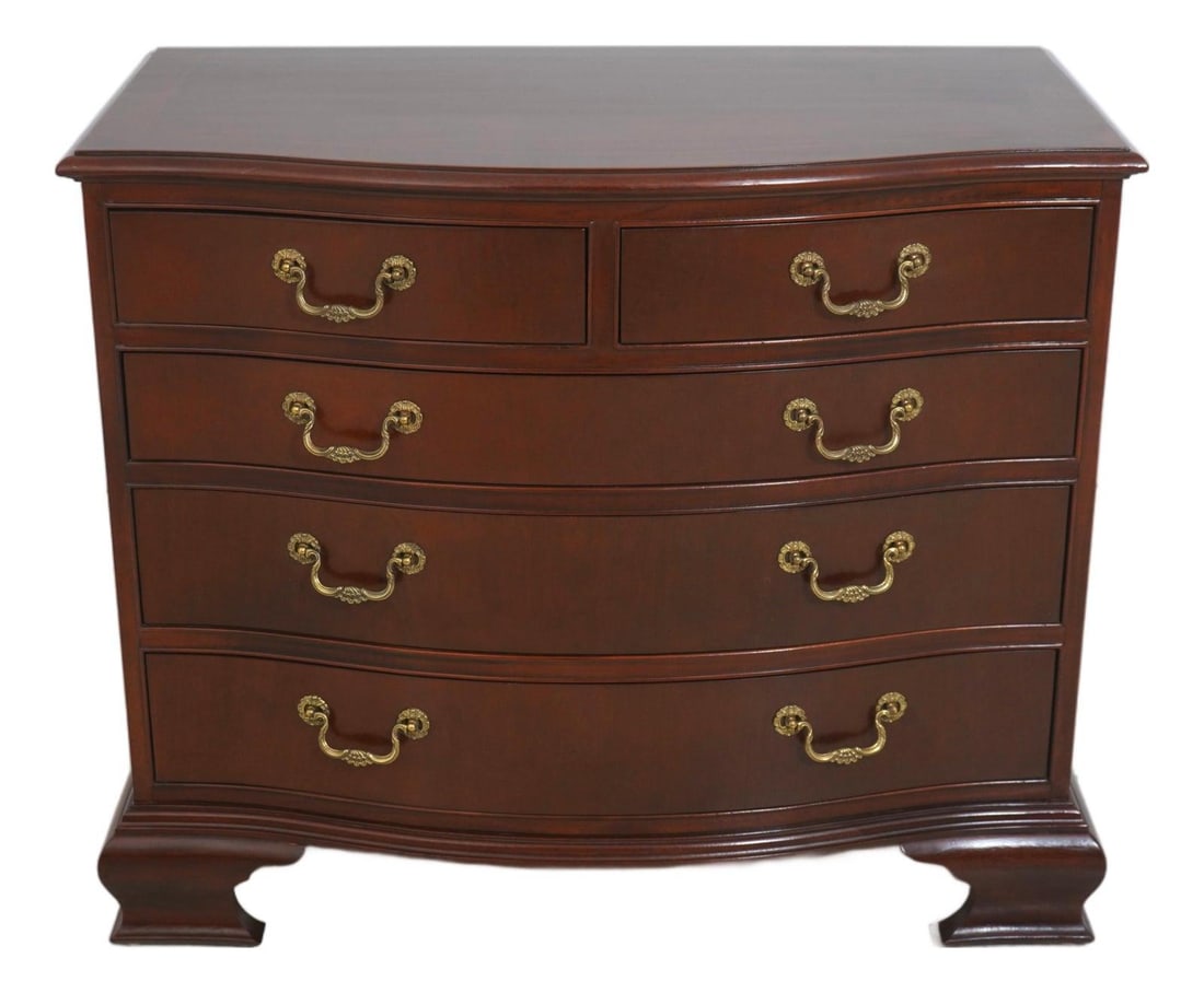 Mahogany Chippendale Style Dresser with Five Drawers and Inlay Detailing: Mahogany Chippendale Style Dresser with Five Drawers and Inlay Detailing This Chippendale style dresser features a classic 18th-century design with quality mahogany construction. It offers a 2 over 3 