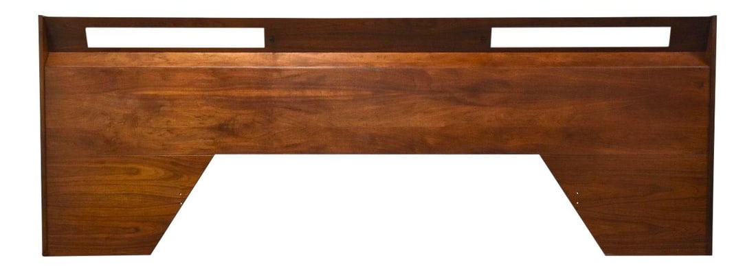 Mid Century Modern Walnut King Headboard with Built-in Lights: Mid Century Modern Walnut King Headboard with Built-in Lights This mid-century modern king headboard features a stunning walnut construction, complete with built-in lights for added functionality and 