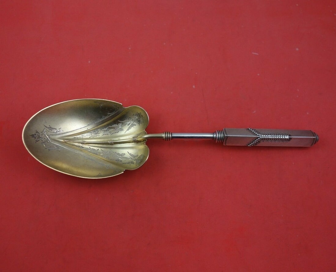 Gorham Hindoo Sterling Silver Berry Spoon Gold Washed 9 3/4 Inch: Gorham Hindoo Sterling Silver Berry Spoon Gold Washed 9 3/4 Inch This exquisite serving spoon is a stunning example of the Hindoo pattern by Gorham, crafted from high-quality sterling silver. Measurin