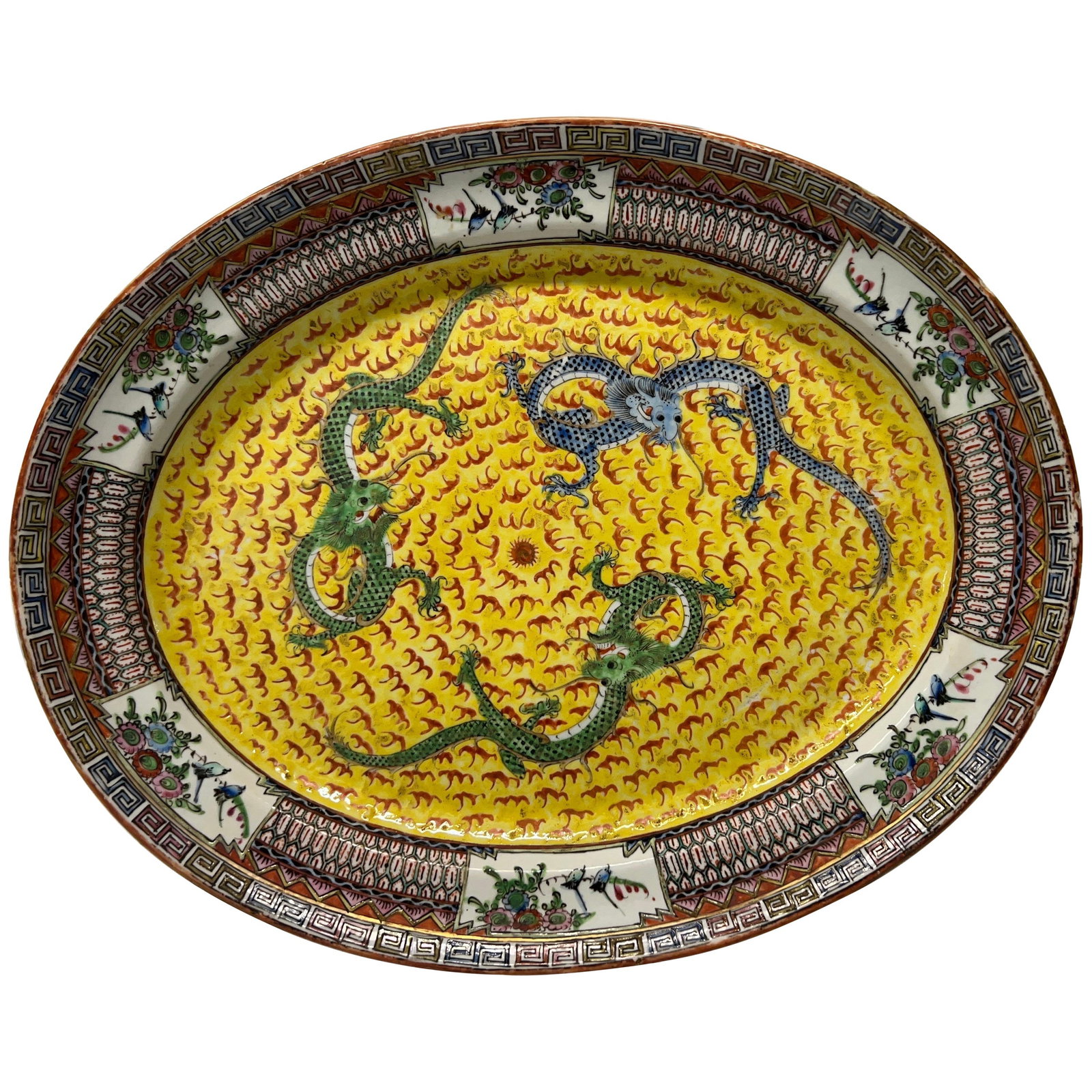 19th Century Chinese Export Famille Jaune Dragon Platter (1 of 7)