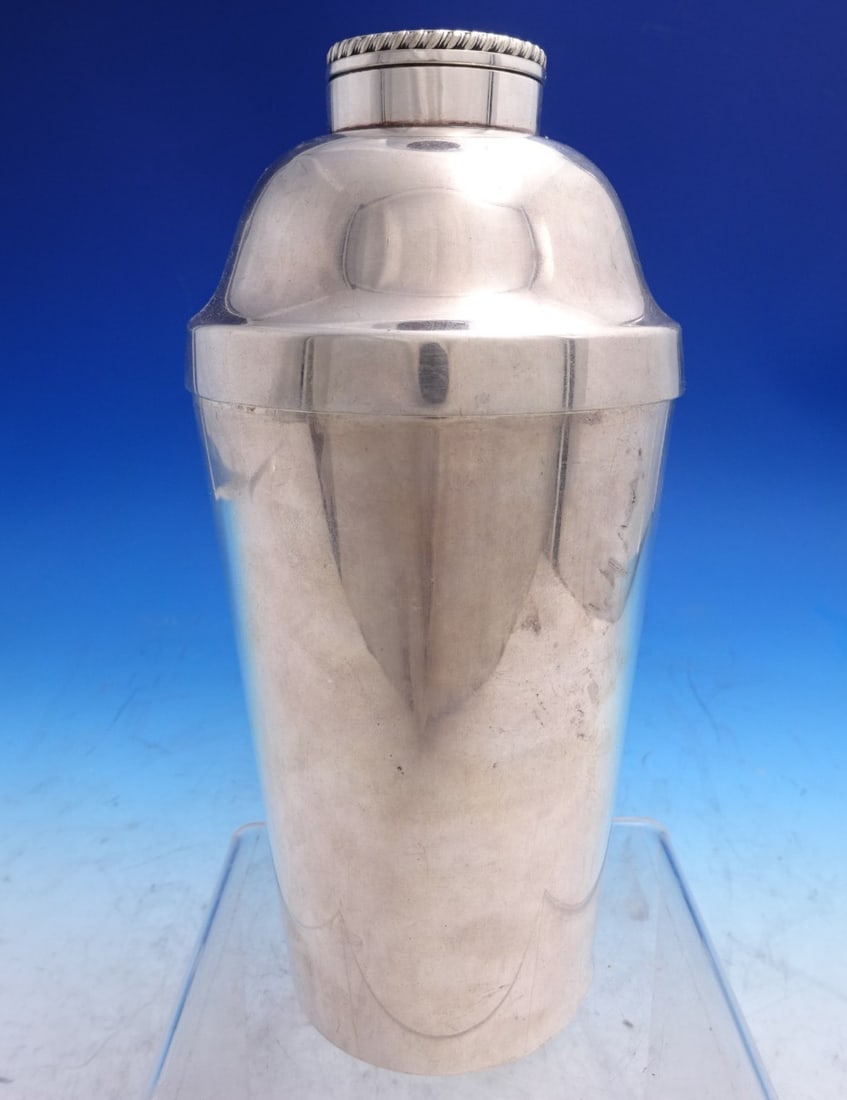 Silverplate Cocktail Shaker with Distinctive Lid Marked 3030/60 8 Inch (1 of 8)