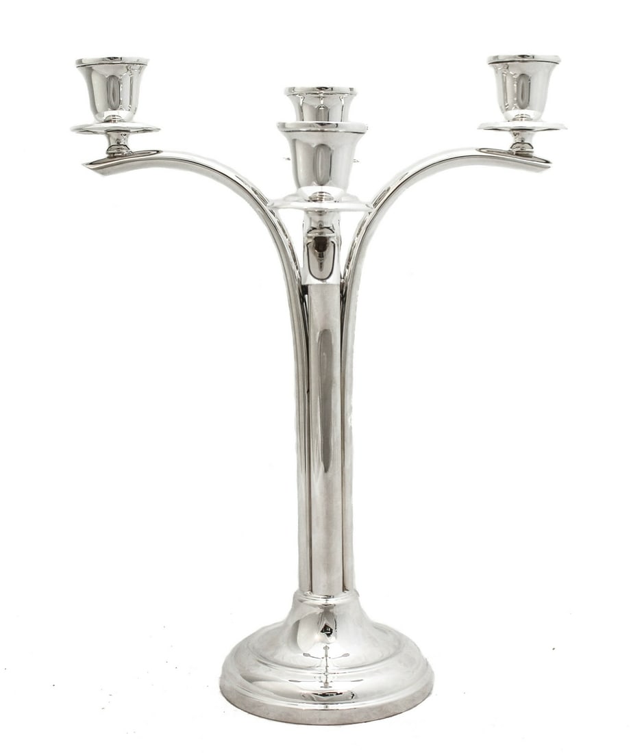 Portuguese 5-Light Modern Sterling Silver Candelabra by Topazio Handmade .925: Portuguese 5-Light Modern Sterling Silver Candelabra by Topazio Handmade .925 This handmade modern candelabra is crafted from .925 sterling silver and features a sleek, shiny finish. Designed to hold 