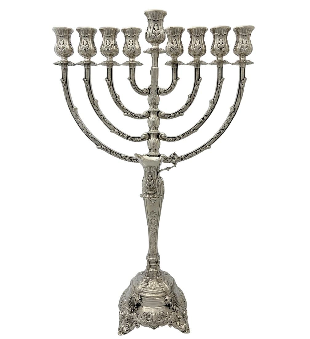 Handmade 925 Sterling Silver Leaf Applique Chanukah Menorah 26 Inches: Handmade 925 Sterling Silver Leaf Applique Chanukah Menorah 26 Inches This exquisite Chanukah Menorah is crafted from fine 925 sterling silver, showcasing stunning handmade leaf applique and chased sw