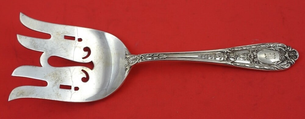 International Sterling Silver Fontaine Asparagus Fork 8 3/4 Inch: International Sterling Silver Fontaine Asparagus Fork 8 3/4 Inch This exquisite asparagus fork from the Fontaine pattern by International Sterling is a stunning addition to any table setting. Crafted 