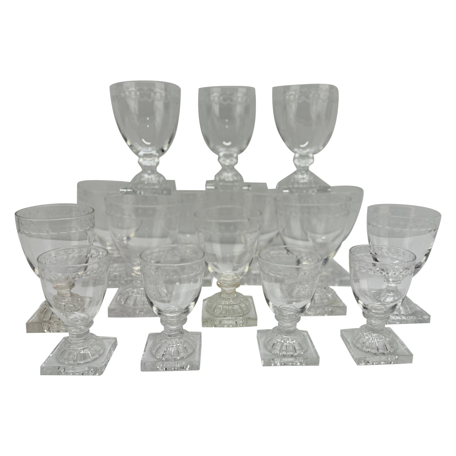 Set of 17 Georgian Lemon Squeezer Glasses c. 1810 & William Yeoward: Set of 17 Georgian Lemon Squeezer Glasses c. 1810 & William Yeoward This remarkable set of seventeen Lemon Squeezer-foot etched glasses, dating from circa 1810, showcases the exquisite craftsmanship o