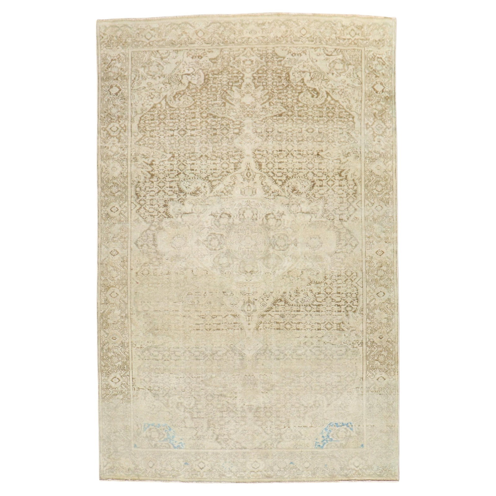 Antique Hand-Woven Persian Malayer Rug 4'5 x 6'6 from Iran: Antique Hand-Woven Persian Malayer Rug 4'5 x 6'6 from Iran This antique accent rug showcases a beautiful pale Persian Malayer design, crafted in Iran during the early 20th century, specifically around