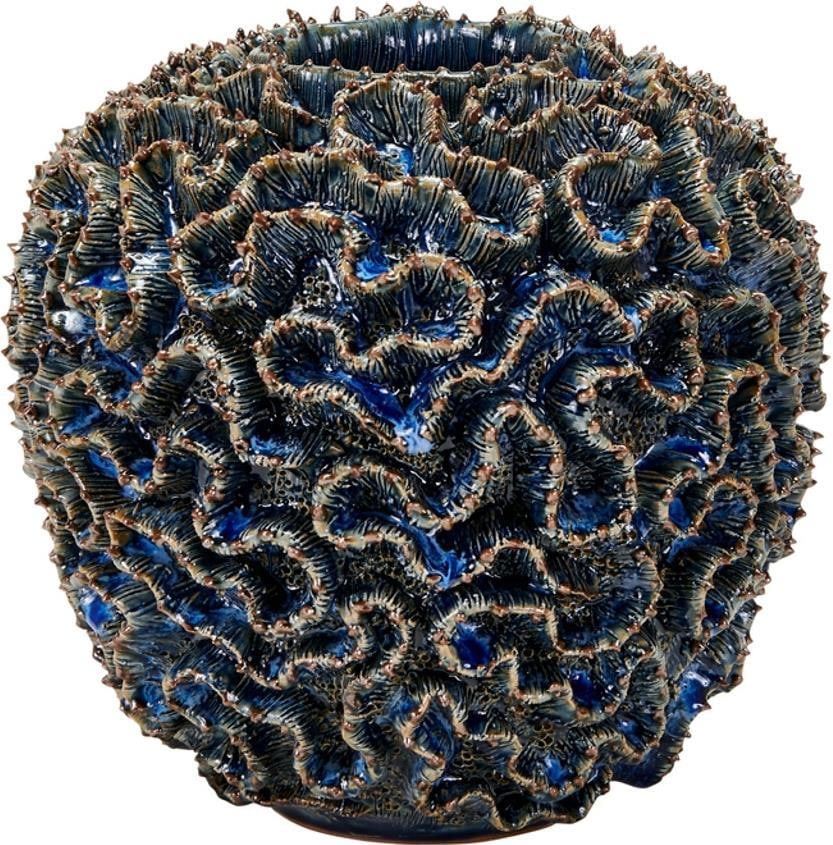 Handmade Coral Design Ceramic Vase 11H 10W 10D: Handmade Coral Design Ceramic Vase 11H 10W 10D Explore the beauty of this unique ceramic vase featuring a stunning coral design. Perfect for adding a touch of elegance to any space, this medium-sized 