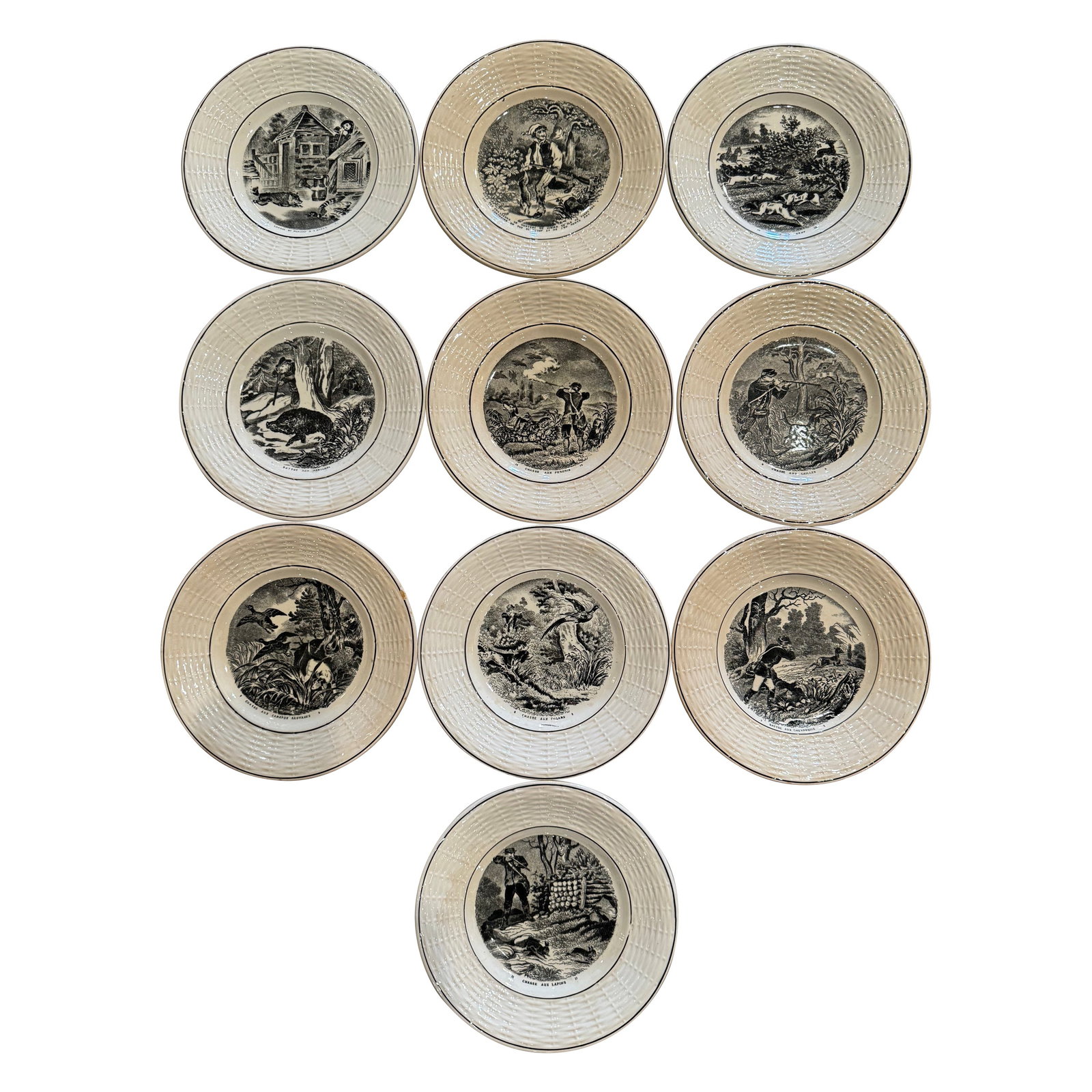 19th Century Napoleon III Hand-Painted Faience Plates Set of 10: 19th Century Napoleon III Hand-Painted Faience Plates Set of 10 This stunning set of ten antique plates from the late 19th century showcases exquisite hand-painted hunt scenes. Crafted in Sarreguemine