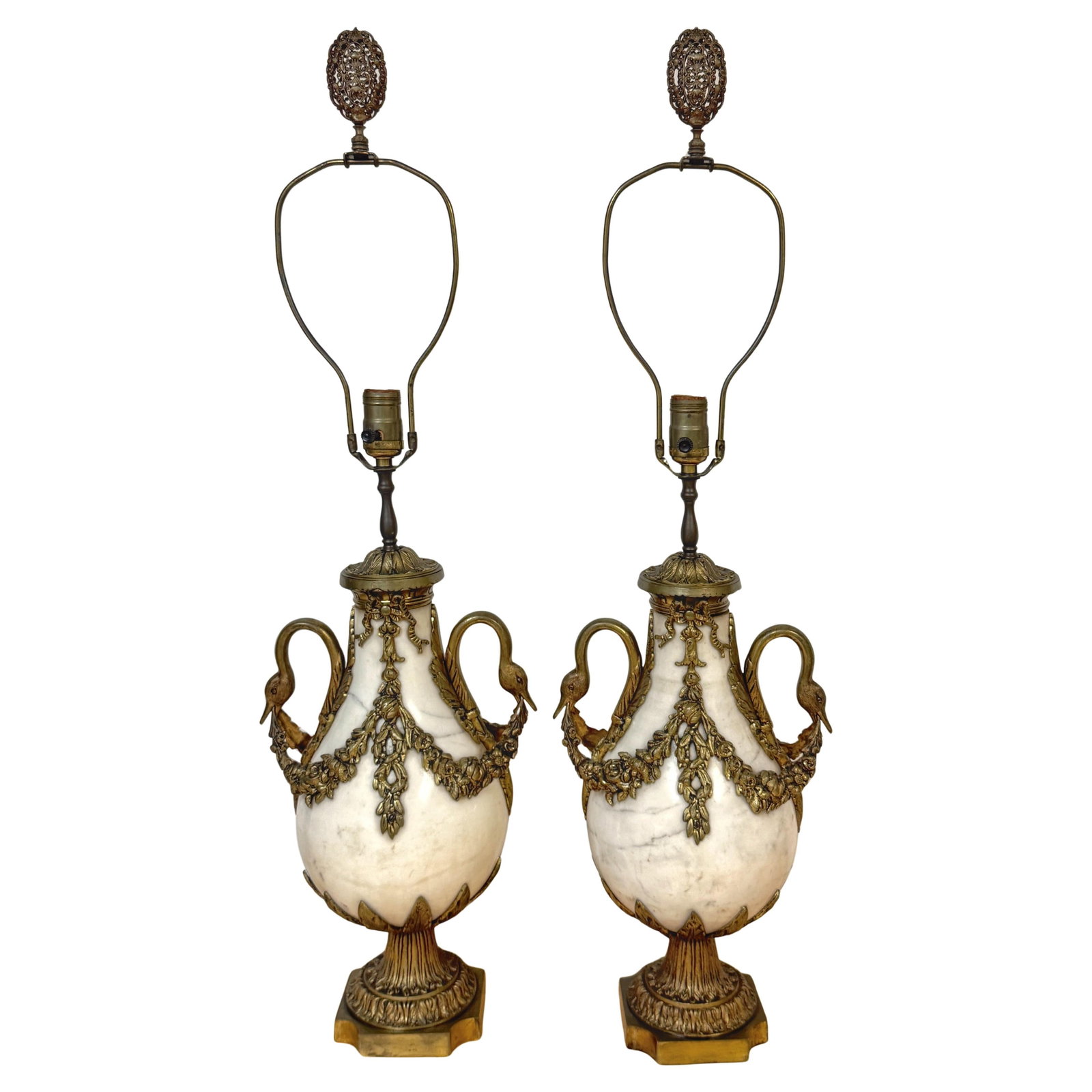Set of 2 French Louis XVI Style White Marble Gilt Bronze Urn Lamps: Set of 2 French Louis XVI Style White Marble Gilt Bronze Urn Lamps This exquisite pair of French Louis XVI-style urn lamps showcases a captivating blend of white marble and gilt bronze, embodying the 