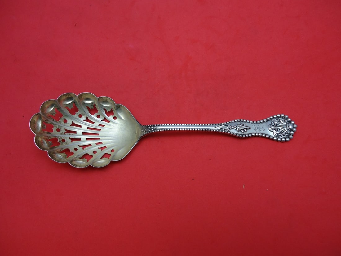 Dominick & Haff Charles II Sterling Silver Ice Spoon Gold Wash 8 3/4": Dominick & Haff Charles II Sterling Silver Ice Spoon Gold Wash 8 3/4" Presenting a stunning serving spoon from the renowned Dominick & Haff, this piece belongs to the elegant Charles II pattern and da