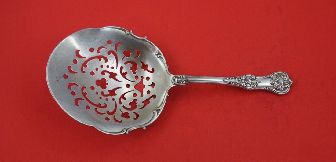 Tiffany & Co English King Sterling Silver Saratoga Chip Server: Tiffany & Co English King Sterling Silver Saratoga Chip Server This exquisite Saratoga chip server from Tiffany & Co. features the renowned English King pattern, first introduced in 1885. Crafted from