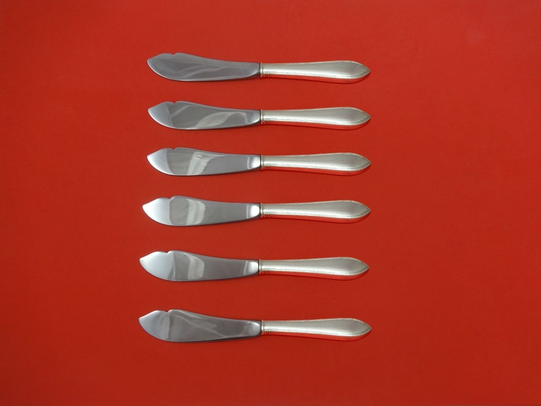 Tiffany & Co Reeded Edge Sterling Silver Trout Knife Set 6pc Custom 7.5": Tiffany & Co Reeded Edge Sterling Silver Trout Knife Set 6pc Custom 7.5" This exquisite 6-piece trout knife set features the iconic Reeded Edge pattern by Tiffany & Co., expertly crafted from sterling