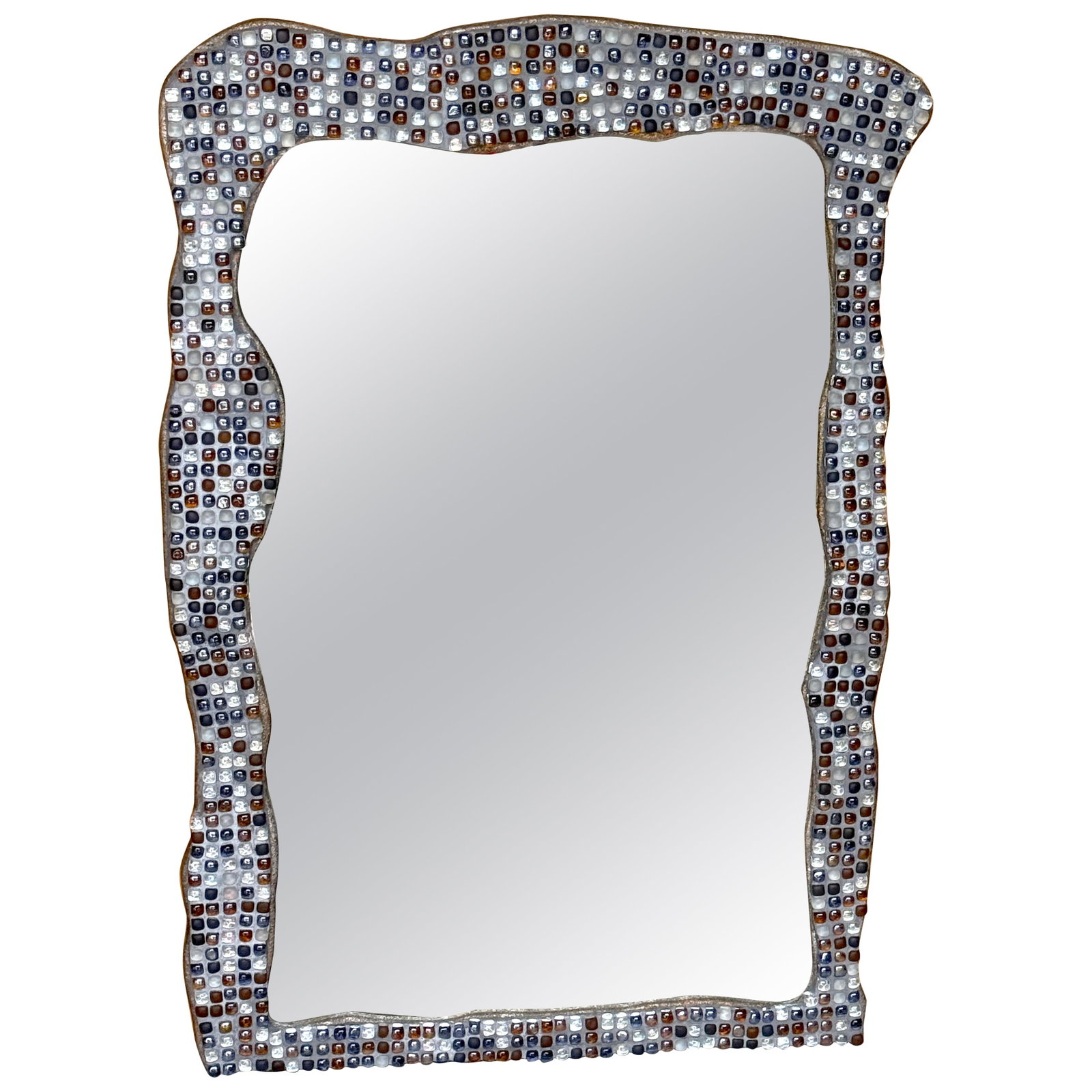Postmodern Murano Glass Mosaic Mirror Italy 1990s Sculptural Design: Postmodern Murano Glass Mosaic Mirror Italy 1990s Sculptural Design This striking Postmodern Murano Glass Mosaic Biomorphic Mirror from Italy, crafted in the 1990s, features a captivating free-form si