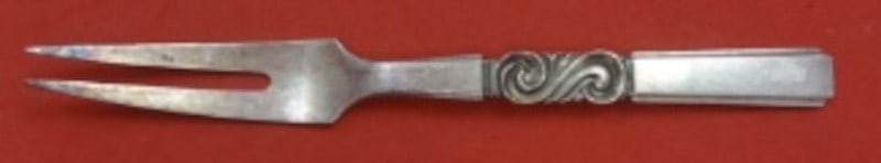 Sterling Silver Scroll Pattern 2-Tine Cold Meat Fork 8 Inch: Sterling Silver Scroll Pattern 2-Tine Cold Meat Fork 8 Inch This is a Georg Jensen sterling silver cold meat fork featuring a 2-tine design in the Scroll pattern. The fork measures 8 inches in length 