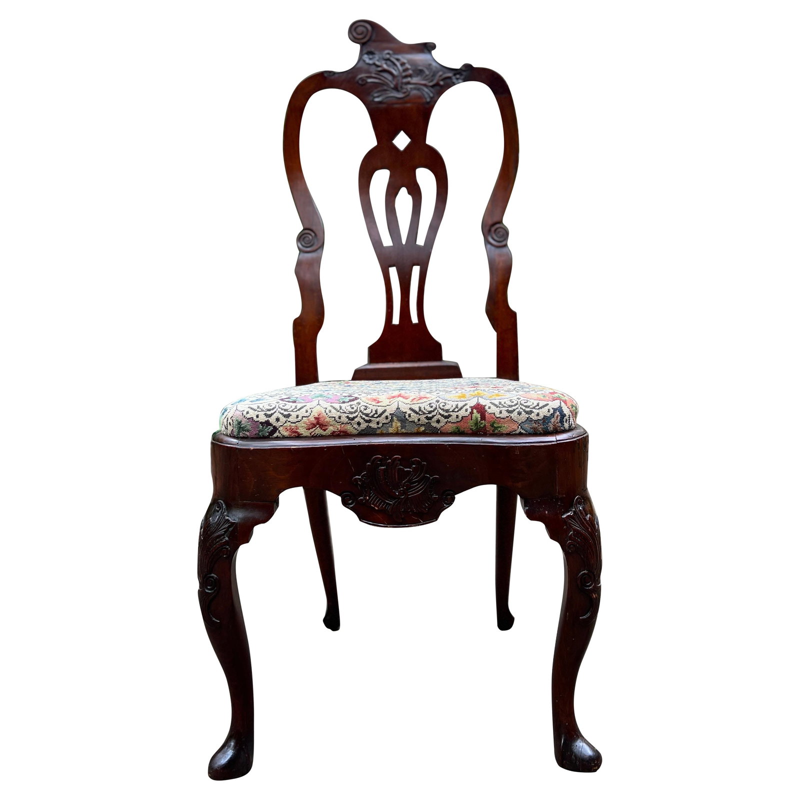 18th Century Dutch Baroque Carved Mahogany Side Chair: 18th Century Dutch Baroque Carved Mahogany Side Chair This exquisite 18th Century Dutch Carved Side Chair showcases the elegance of Baroque design. Crafted from high-quality mahogany, it features intr