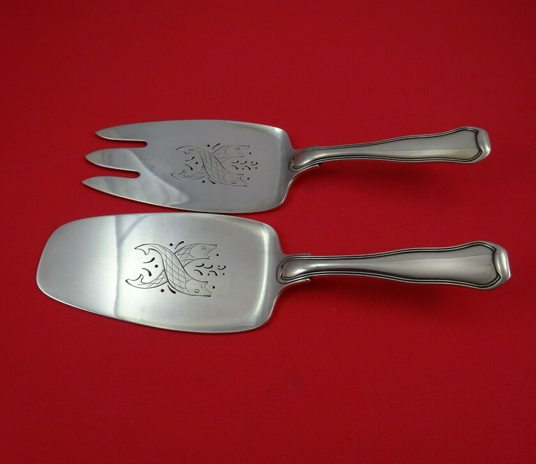 Georg Jensen Old Danish Sterling Silver Fish Serving Set 2pc Engraved: Georg Jensen Old Danish Sterling Silver Fish Serving Set 2pc Engraved Enhance your dining experience with this exquisite Old Danish Fish Serving Set by Georg Jensen. Crafted from high-quality sterling